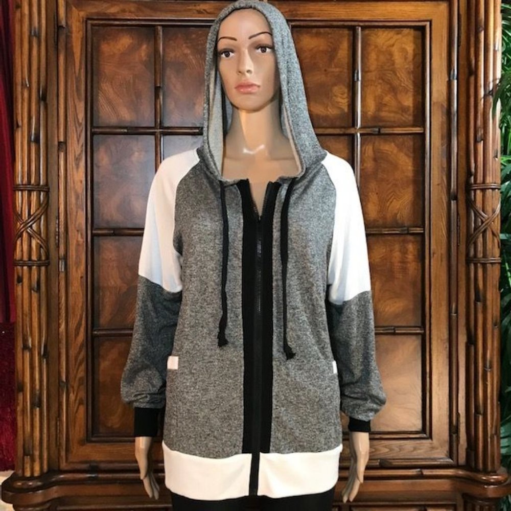 Auxo Colorblock Hooded Zip Front Jacket